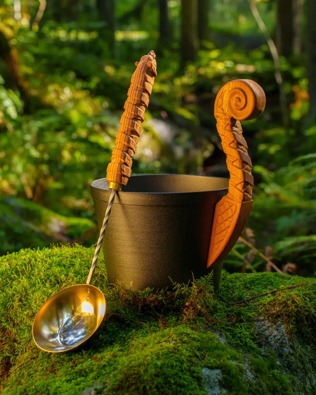 Scandic-kiulu metsässä